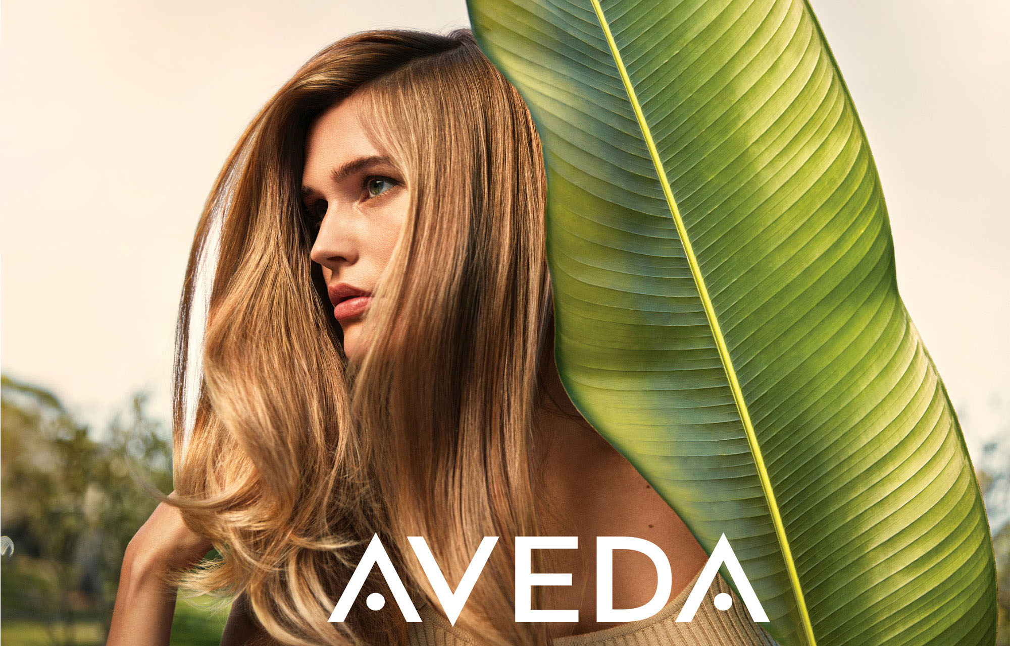 Aveda-Nutriplenish-Straight-Hair-Side-2